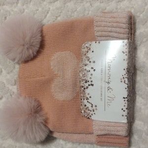 Mommy and me beanie set